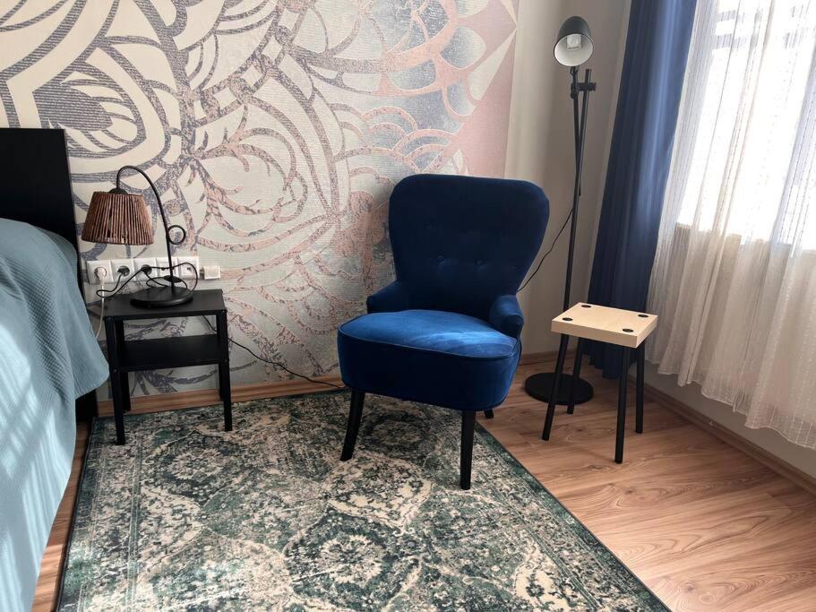 Gozsdu Apartment *